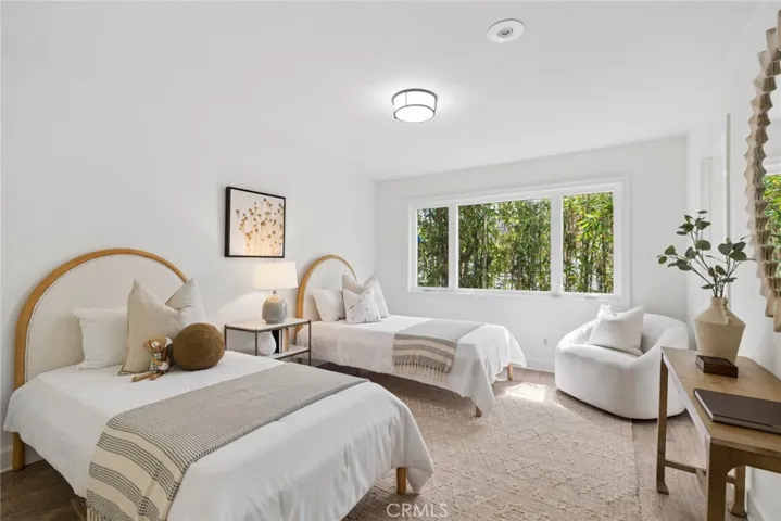 1998 Port Edward Circle, Newport Beach, California 92660