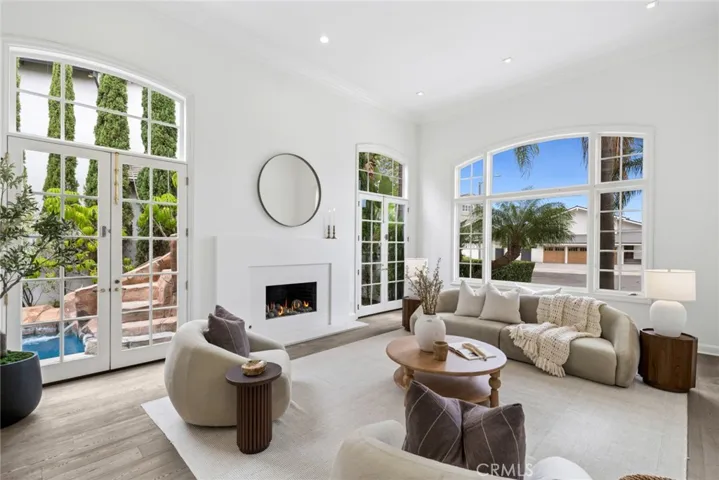 1998 Port Edward Circle, Newport Beach, California 92660