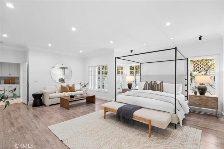 1998 Port Edward Circle, Newport Beach, California 92660
