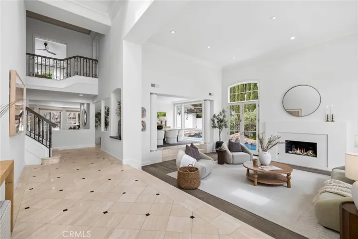 1998 Port Edward Circle, Newport Beach, California 92660