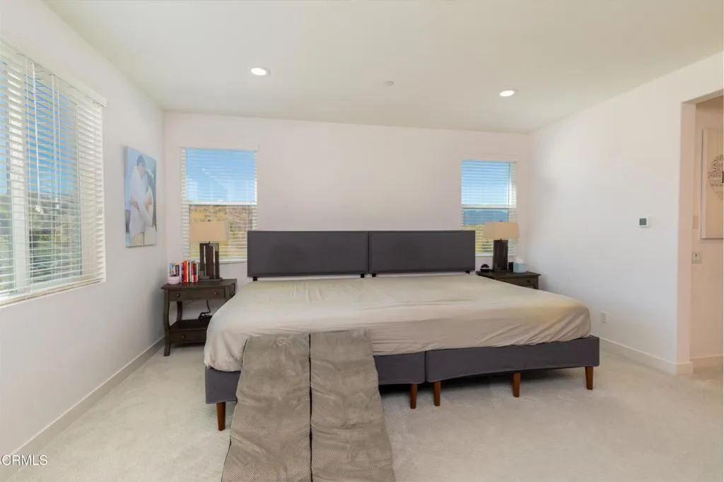 35_master_bedroom_2