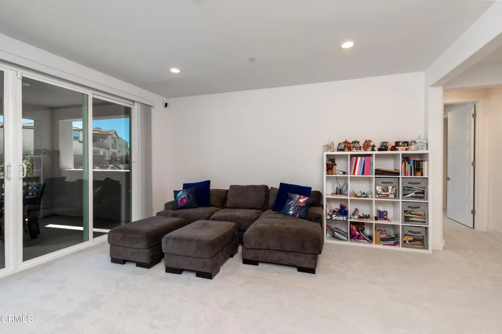 13_living_room_1