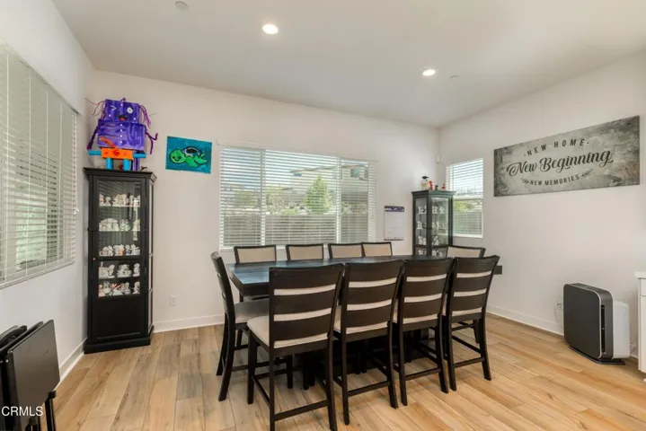 19_dining_room_1