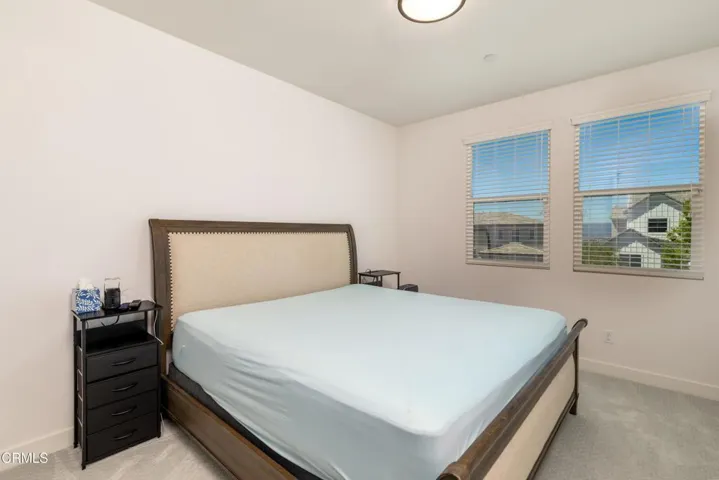 36_master_bedroom_3
