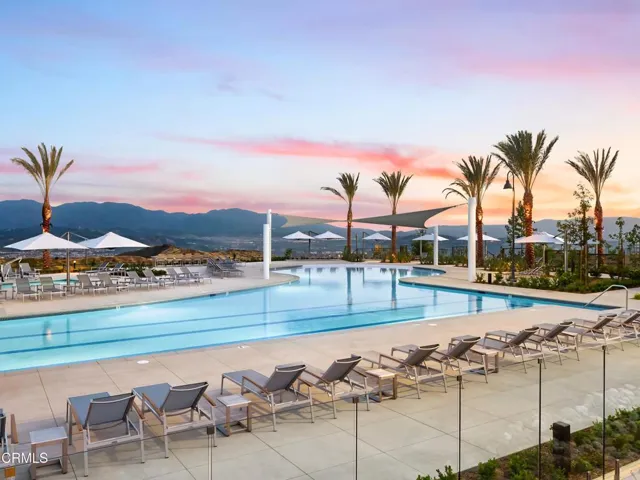 The VuePoint Pool at Altis