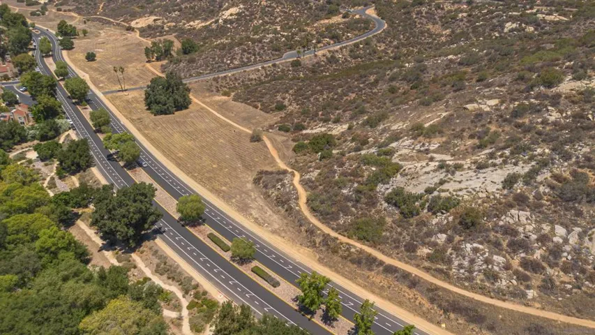 23952 Green Haven, Ramona, California 92065