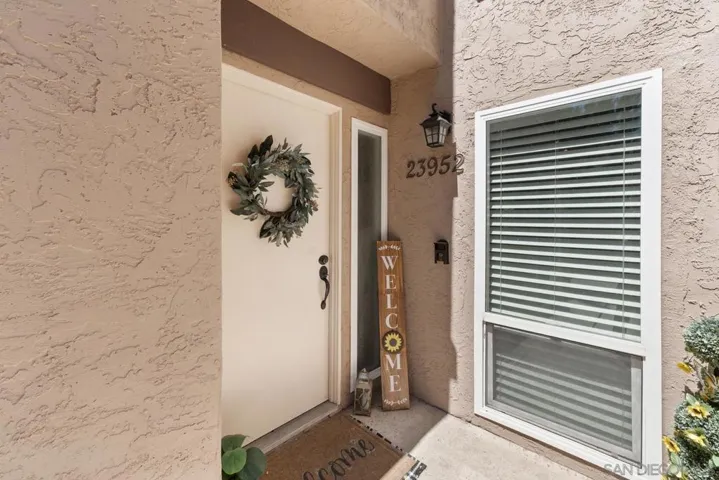 23952 Green Haven, Ramona, California 92065