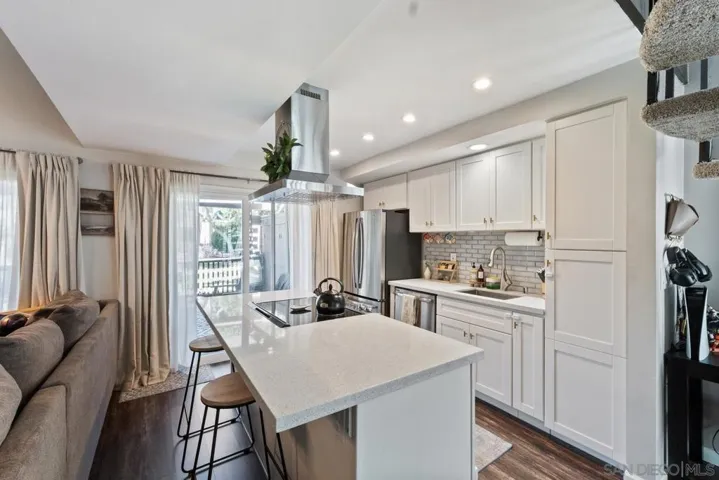 23952 Green Haven, Ramona, California 92065