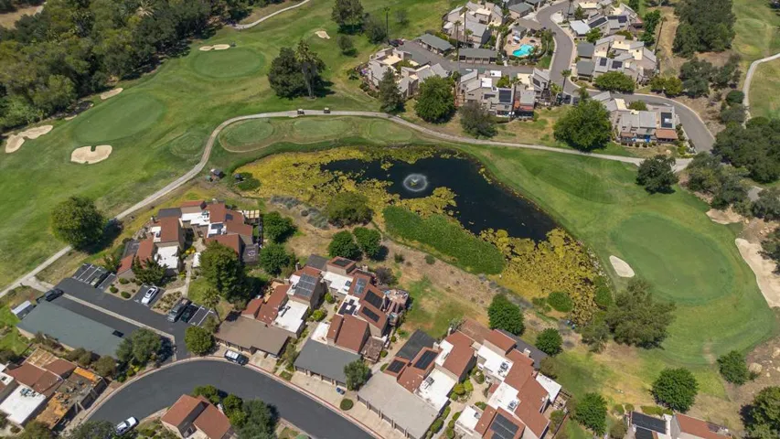 23952 Green Haven, Ramona, California 92065