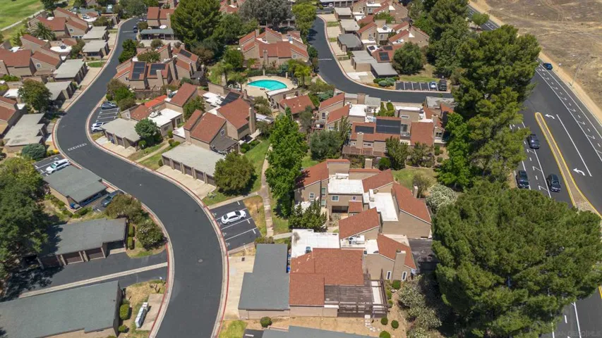 23952 Green Haven, Ramona, California 92065