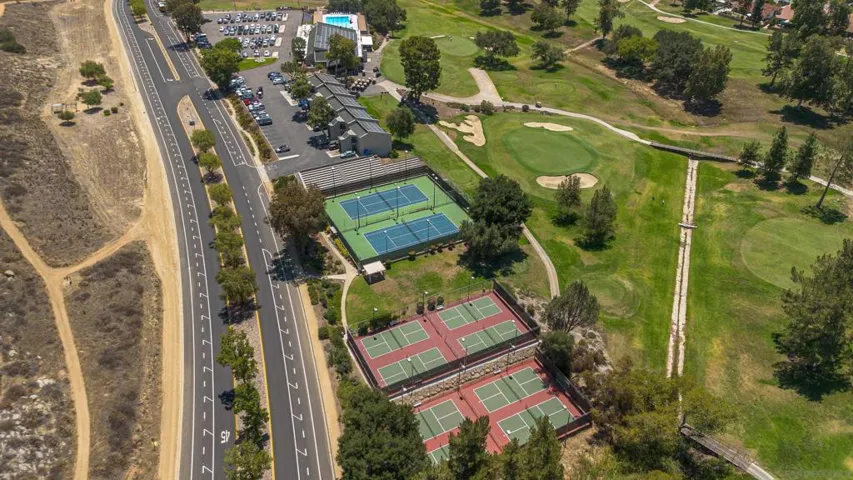 23952 Green Haven, Ramona, California 92065