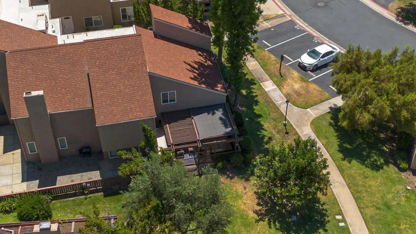 23952 Green Haven, Ramona, California 92065