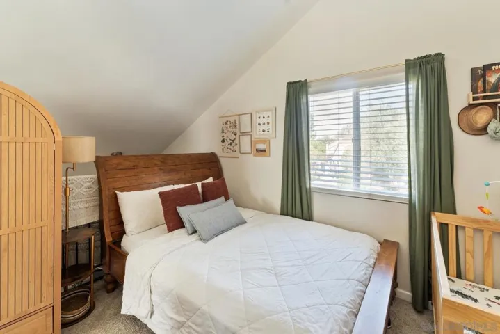 23952 Green Haven, Ramona, California 92065