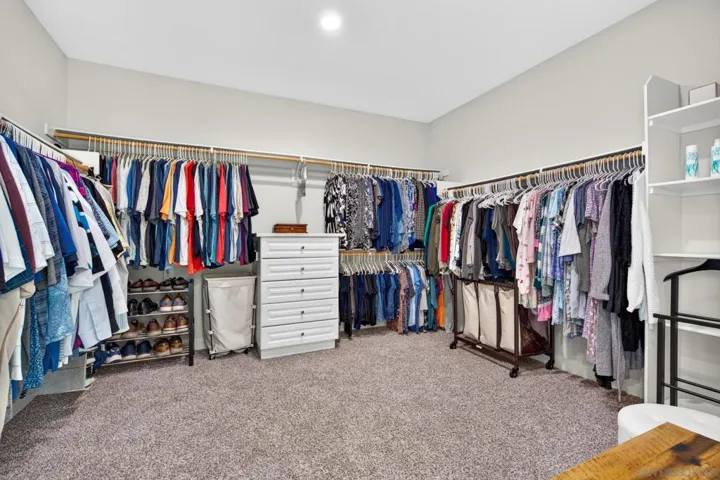 2077 Del Rincon Place, Escondido, California 92026