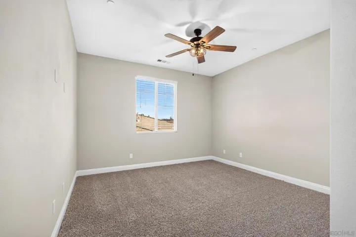 2077 Del Rincon Place, Escondido, California 92026