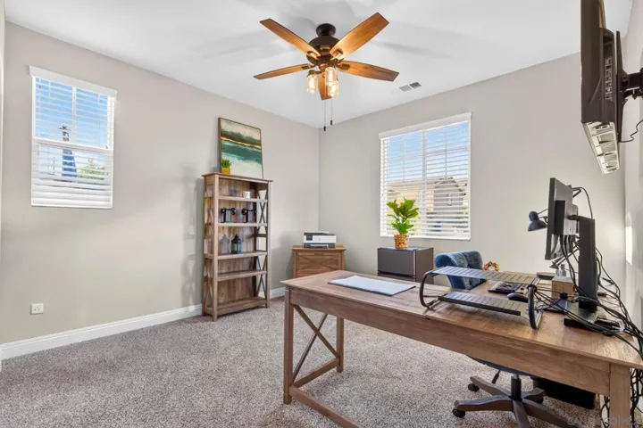 2077 Del Rincon Place, Escondido, California 92026