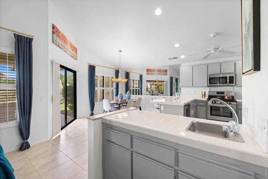 22-web-or-mls-249A4884