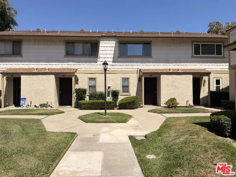 1031 S Palmetto Ave