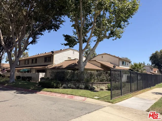 1031 S Palmetto Avenue H-6, Ontario, California 91762