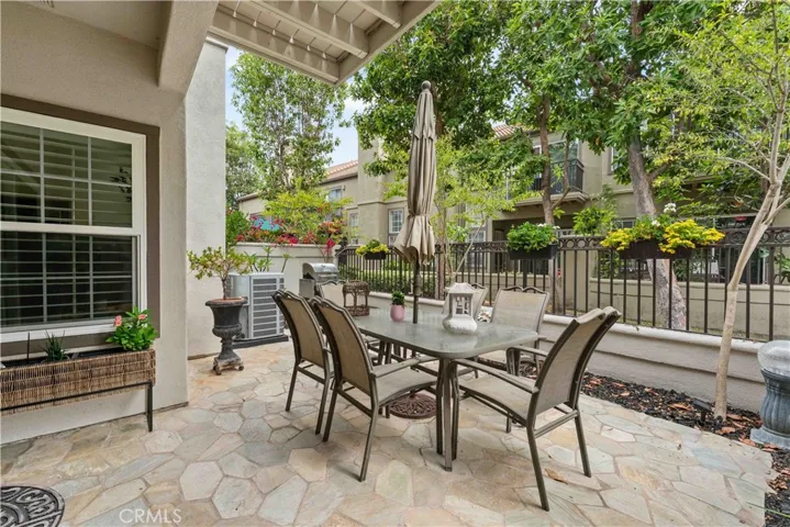 Your Patio, Morning Sun, so you can enjoy the Patio ALL Day!