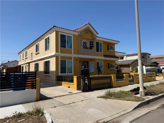 1518 W 206th, Torrance, California 90501