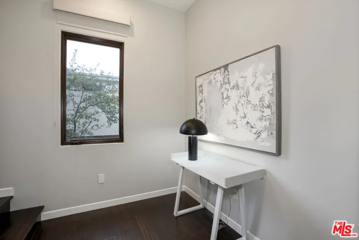2011 Idaho Avenue, Santa Monica, California 90403