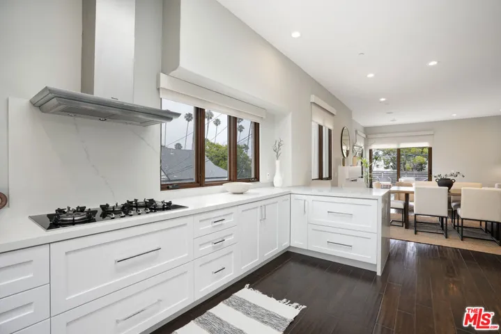 2011 Idaho Avenue, Santa Monica, California 90403