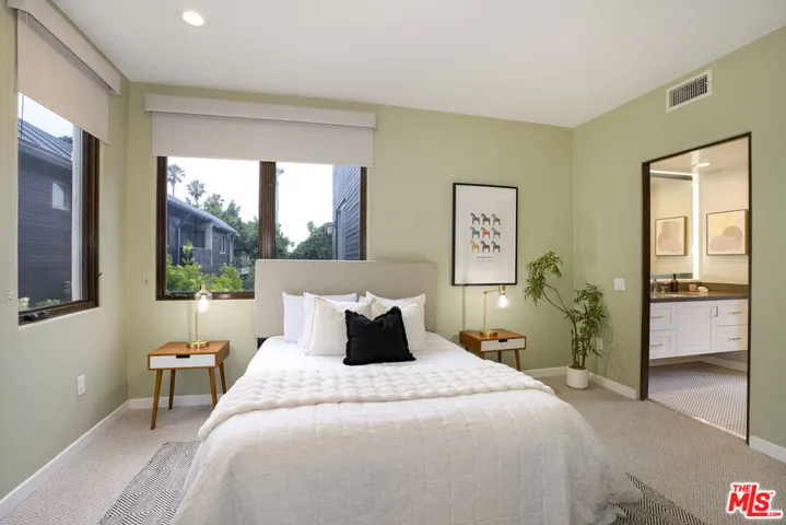 2011 Idaho Avenue, Santa Monica, California 90403