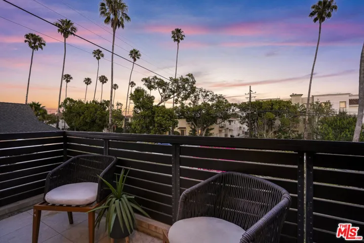 2011 Idaho Avenue, Santa Monica, California 90403