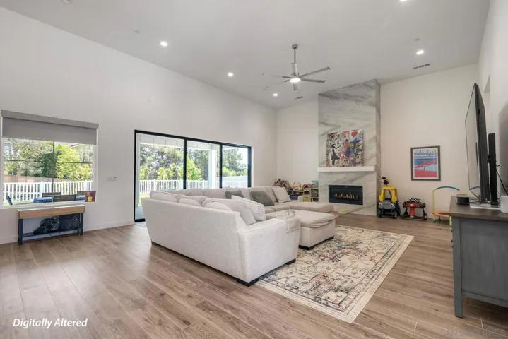 655 Hamilton Lane, Escondido, California 92029