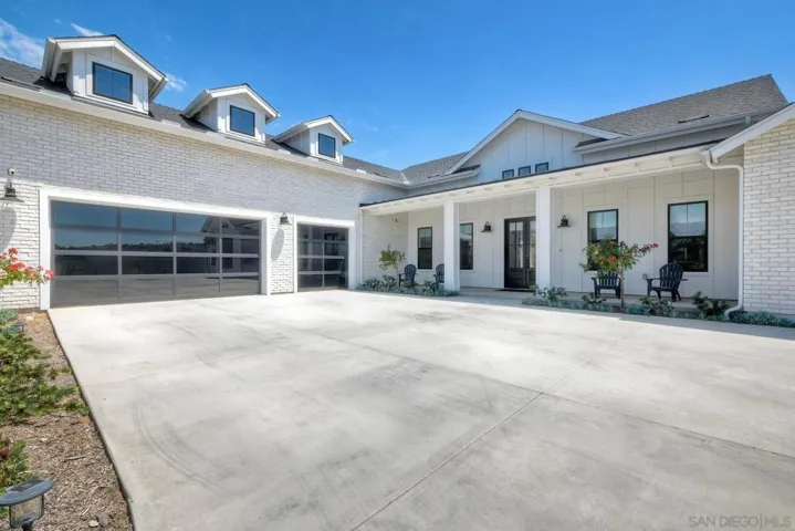 655 Hamilton Lane, Escondido, California 92029