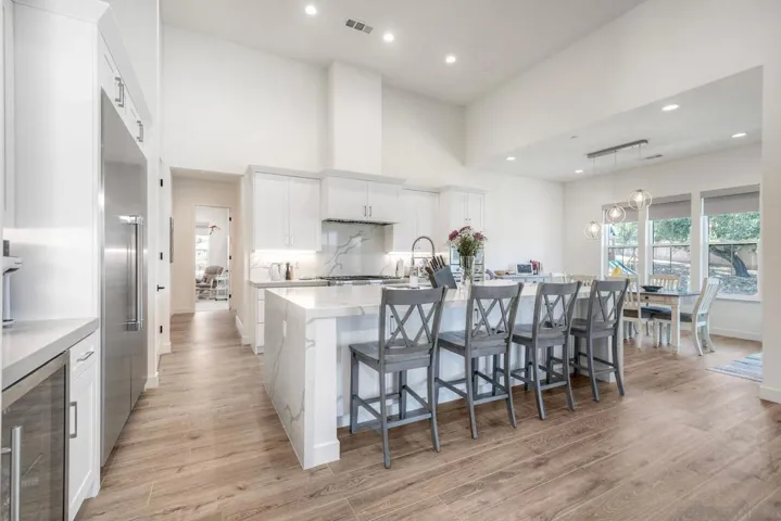 655 Hamilton Lane, Escondido, California 92029