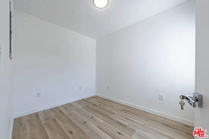 4626 Wall Street, Los Angeles, California 90011