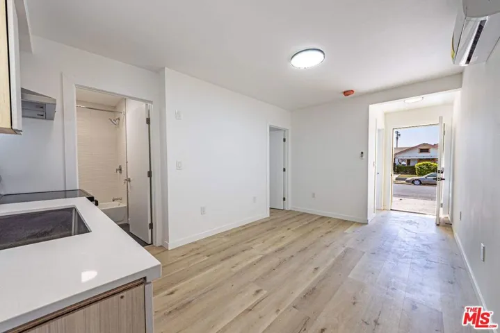 4626 Wall Street, Los Angeles, California 90011