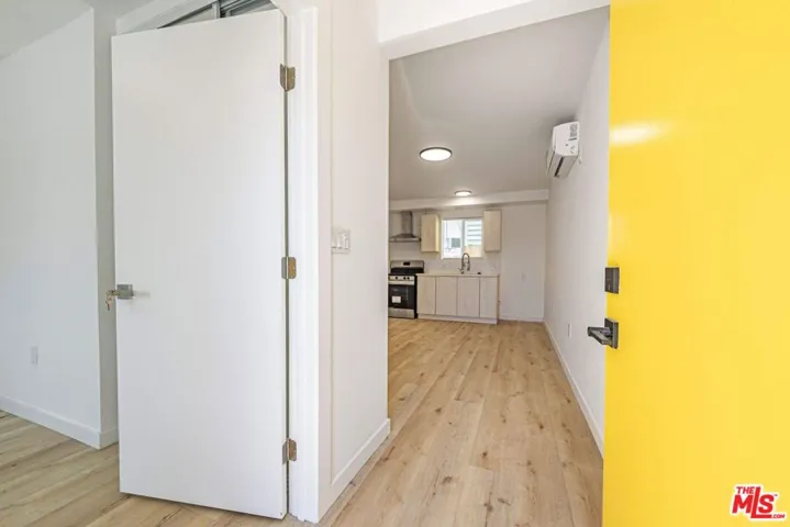 4626 Wall Street, Los Angeles, California 90011
