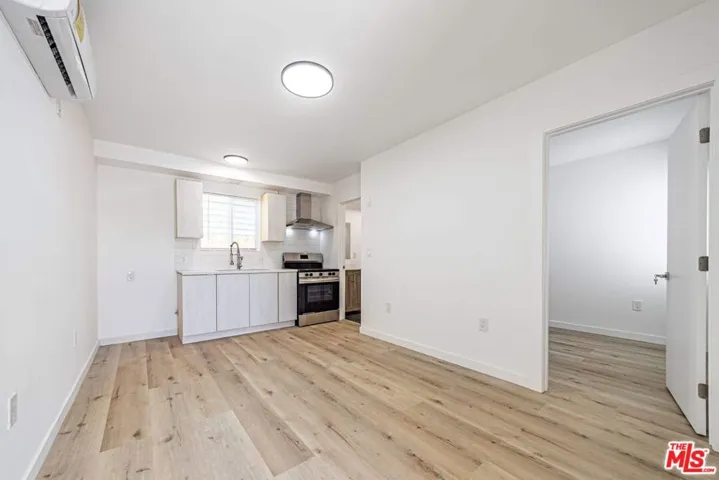 4626 Wall Street, Los Angeles, California 90011