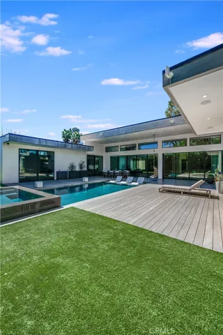 5510 Ethel, Sherman Oaks, California 91401