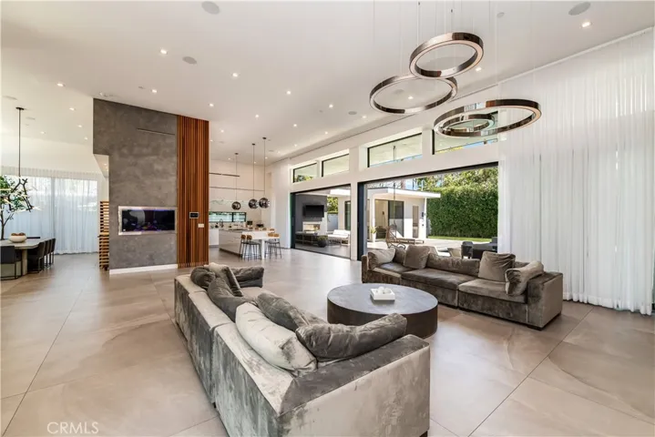5510 Ethel, Sherman Oaks, California 91401