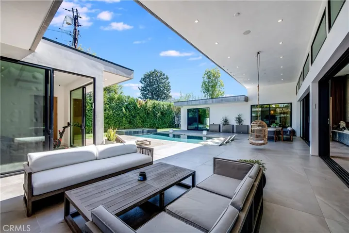 5510 Ethel, Sherman Oaks, California 91401