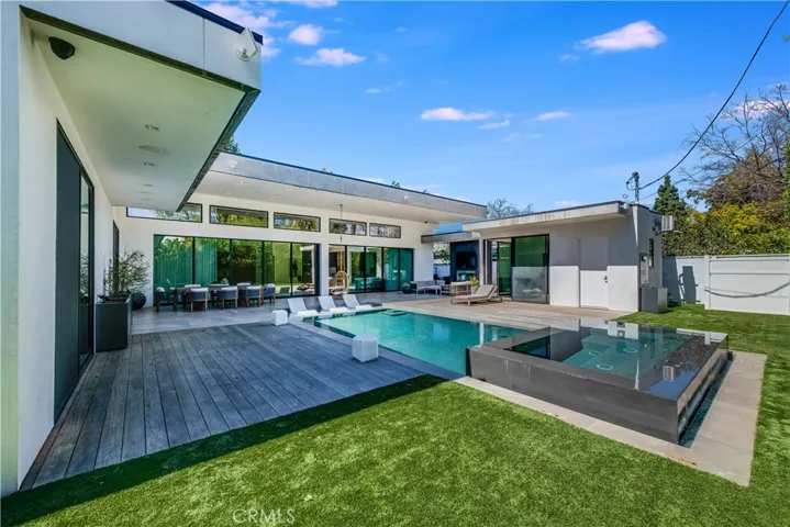5510 Ethel, Sherman Oaks, California 91401