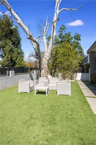 5510 Ethel, Sherman Oaks, California 91401