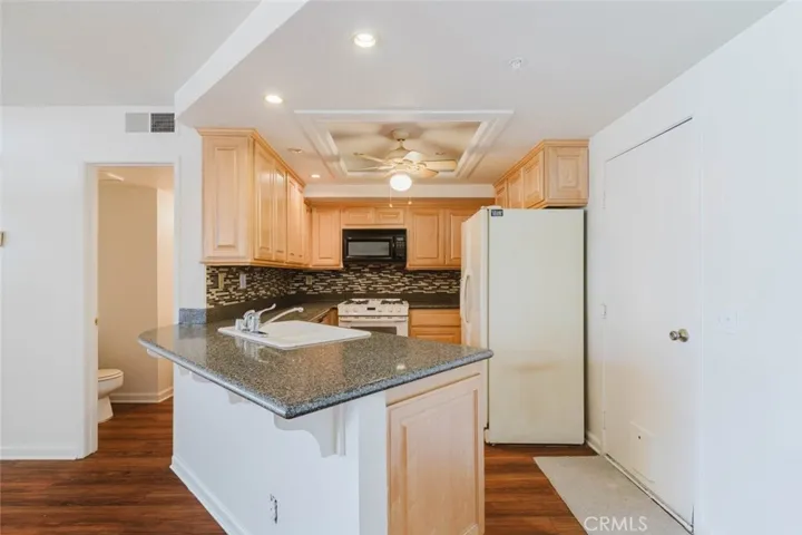 1677 Crystal Canyon Drive, Azusa, California 91702