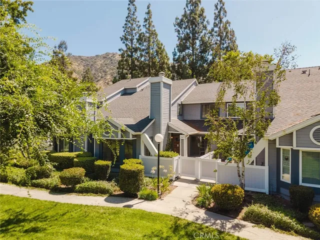 1677 Crystal Canyon Drive, Azusa, California 91702