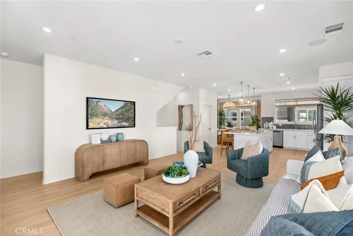 440 S Linden Street, Pomona, California 91766