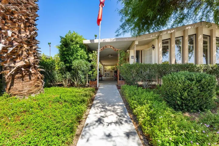 73450 Country Club Dr., spc 40