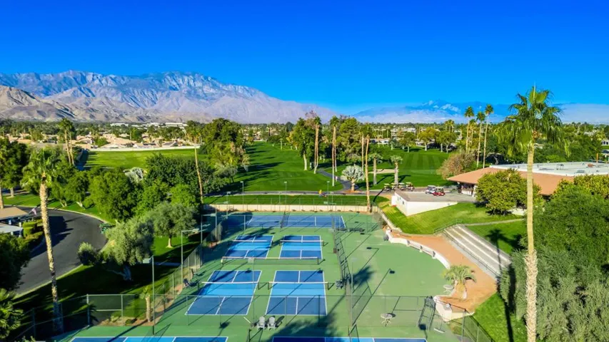 73450 Country Club Dr., spc 40