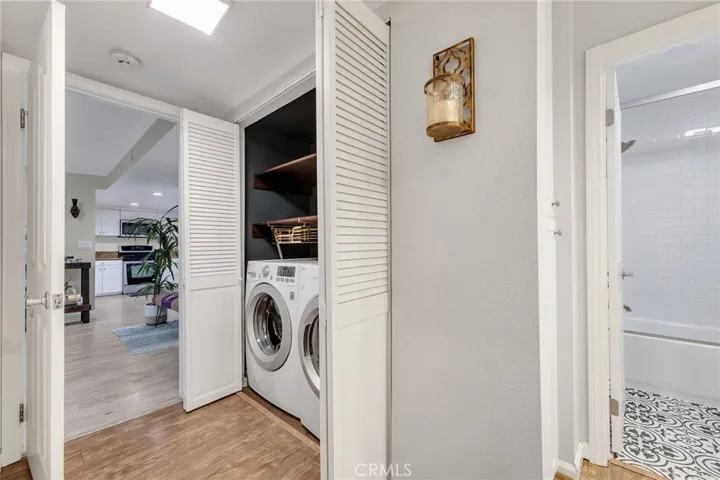 5009 Woodman Avenue 108, Sherman Oaks, California 91423