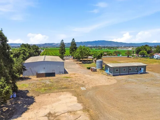 3065 Pacheco Pass Highway, Gilroy, California 95020
