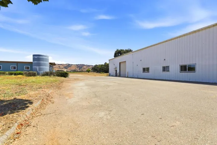 3065 Pacheco Pass Highway, Gilroy, California 95020