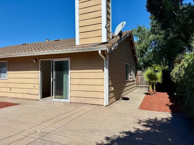 2001 Newport Drive, Pittsburg, California 94565